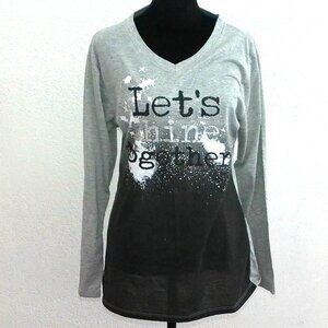 Yom Yom, Gray/black V-neck long sleeve shirt